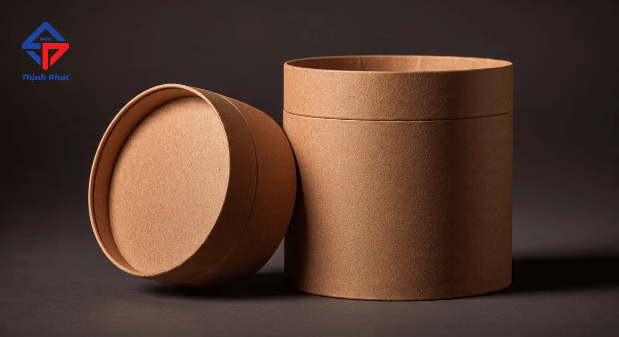 In Hộp Cứng Tròn (Lon Giấy) Xu Hướng Bao Bì Phá Cách & Đẳng Cấp 2026