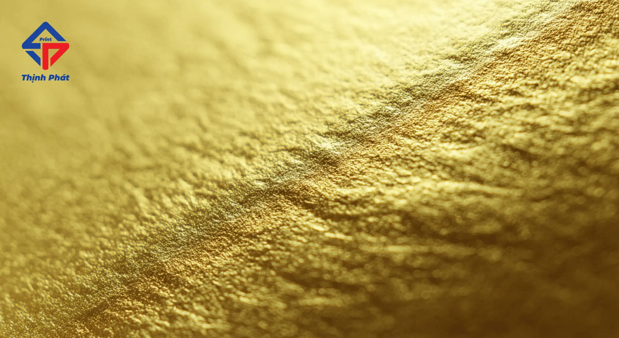 Bản Chất Kỹ Thuật Phân Biệt Ép Kim Và In Nhũ