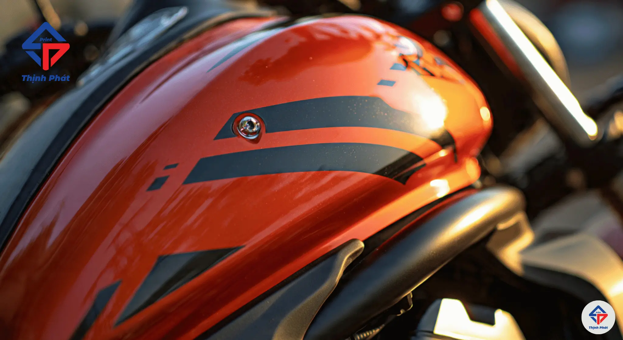 Phân Loại Các Kiểu In Tem Xe Máy & Ô Tô Phổ Biến